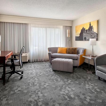 Courtyard By Marriott Принстон Екстер'єр фото
